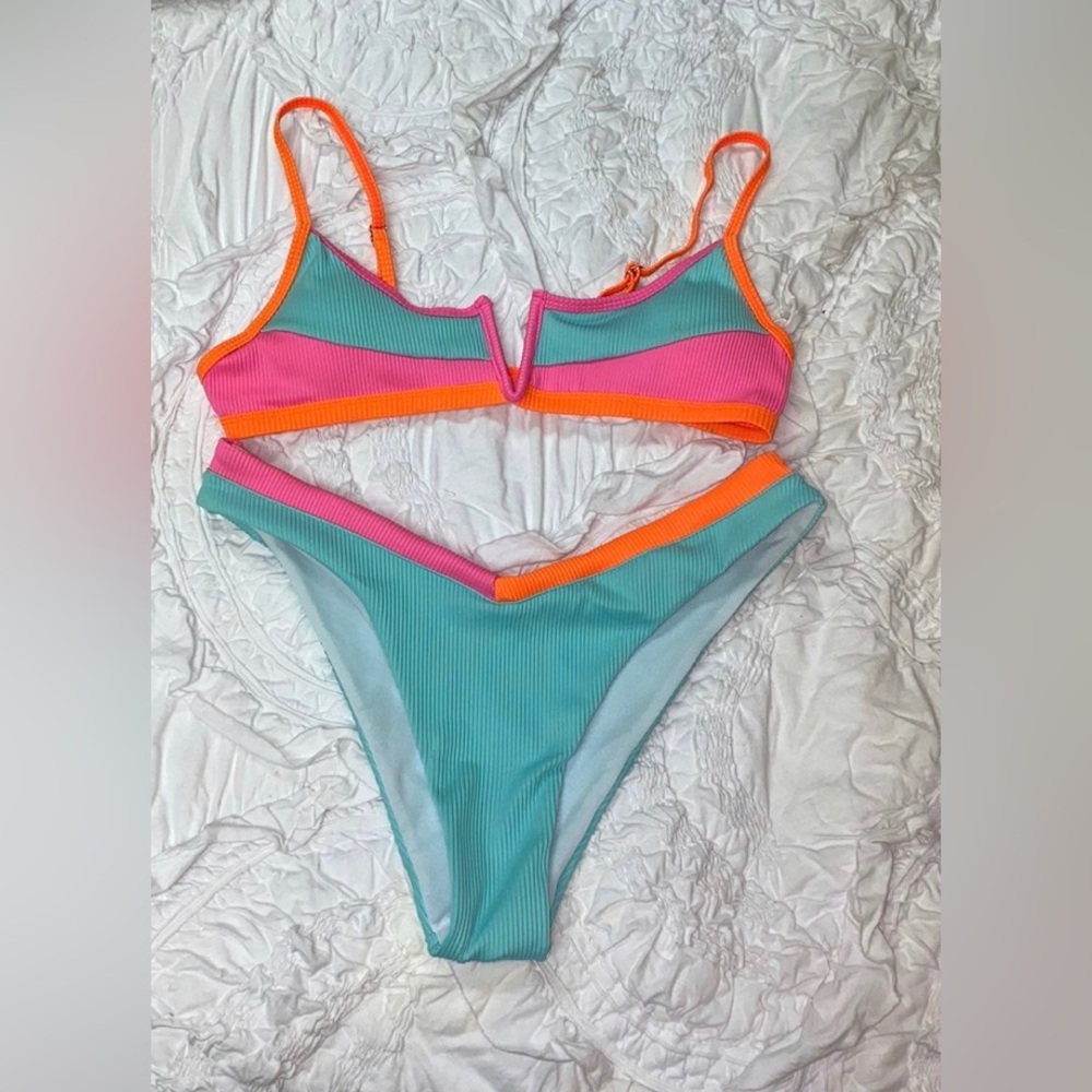 Never worn Shein bikini - Picture 4 of 9